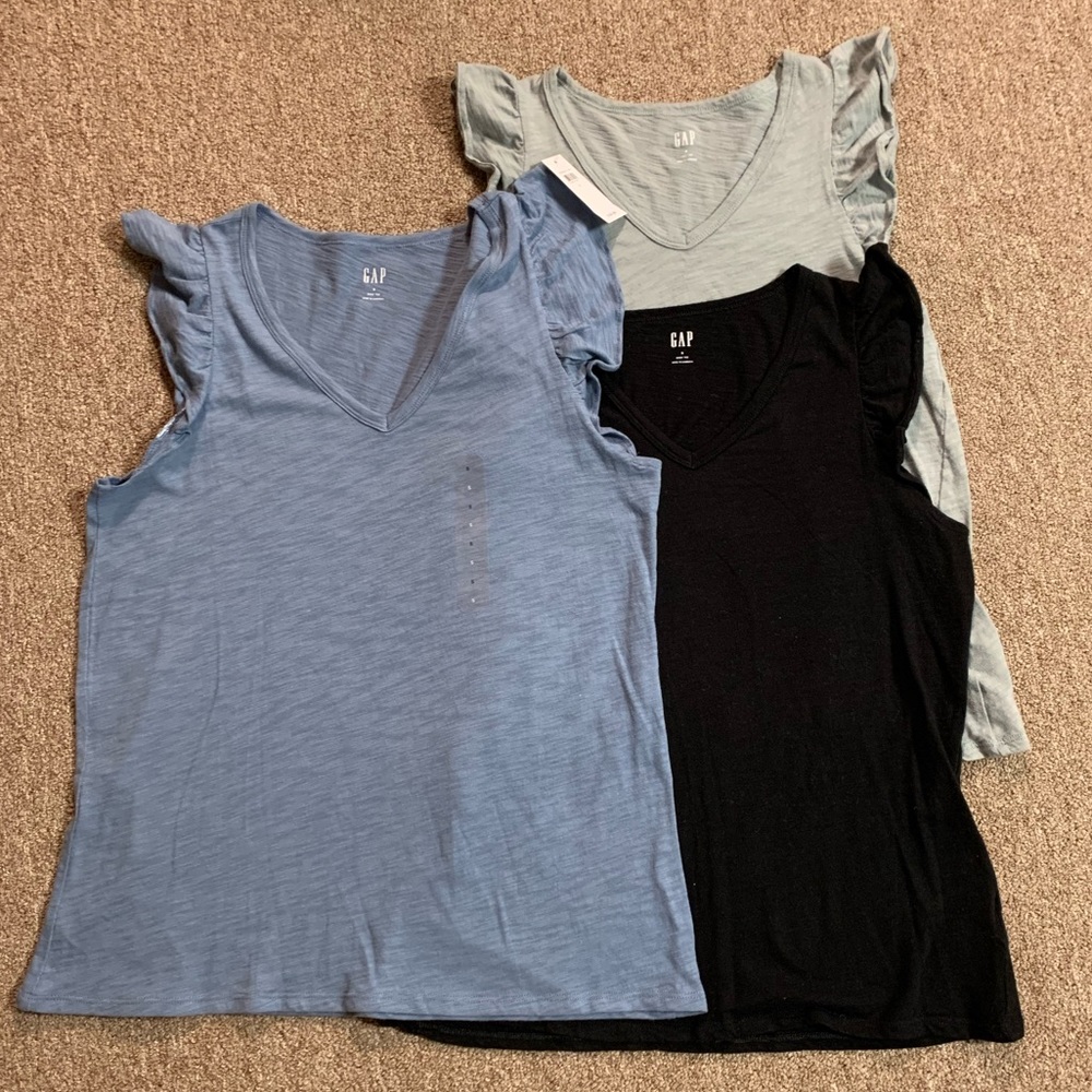 3 GAP Women’s Tops with Flutter Sleeve